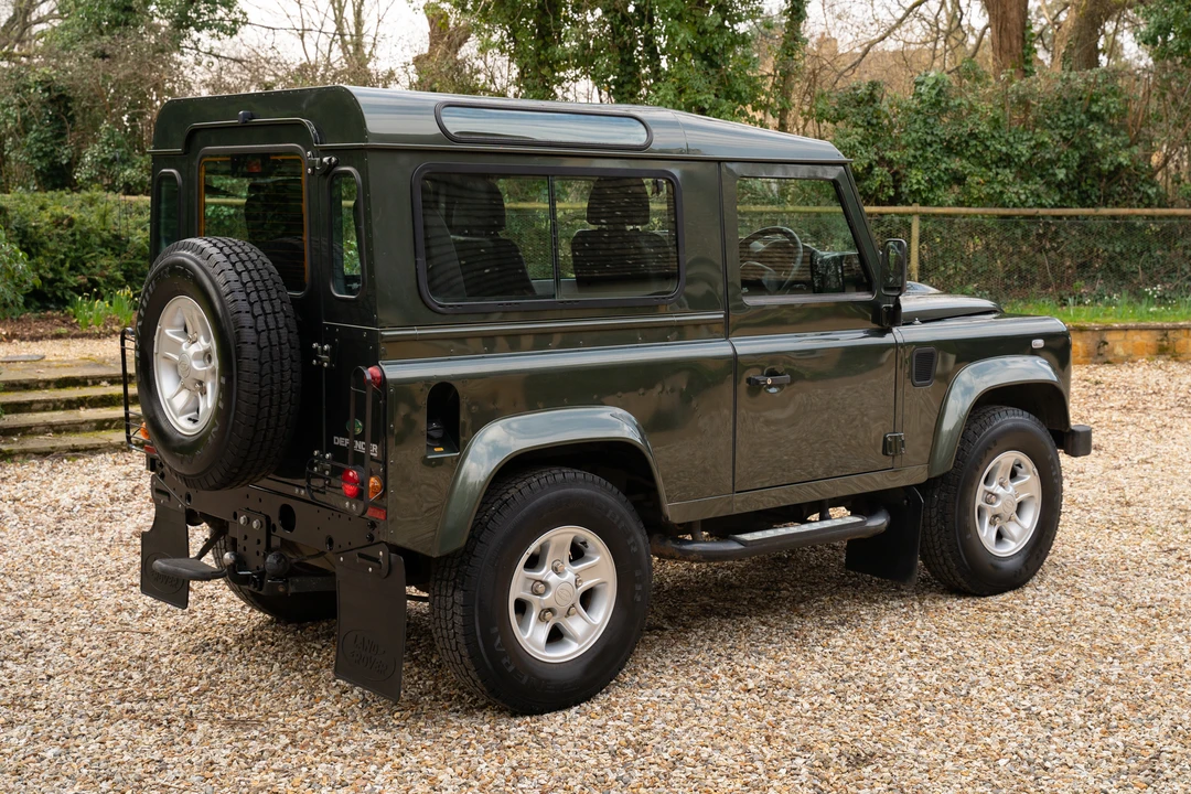 2007 Land Rover Defender 90 - Image 11 of 31