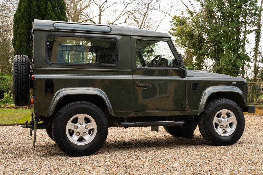 2007 Land Rover Defender 90 - Image 14 of 31