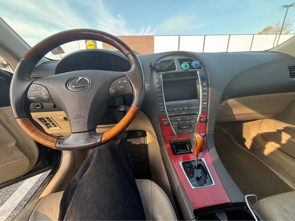 2007 Lexus ES 5th Gen - Image 5 of 7