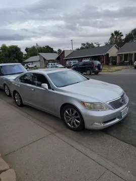 2007 Lexus LS 460
