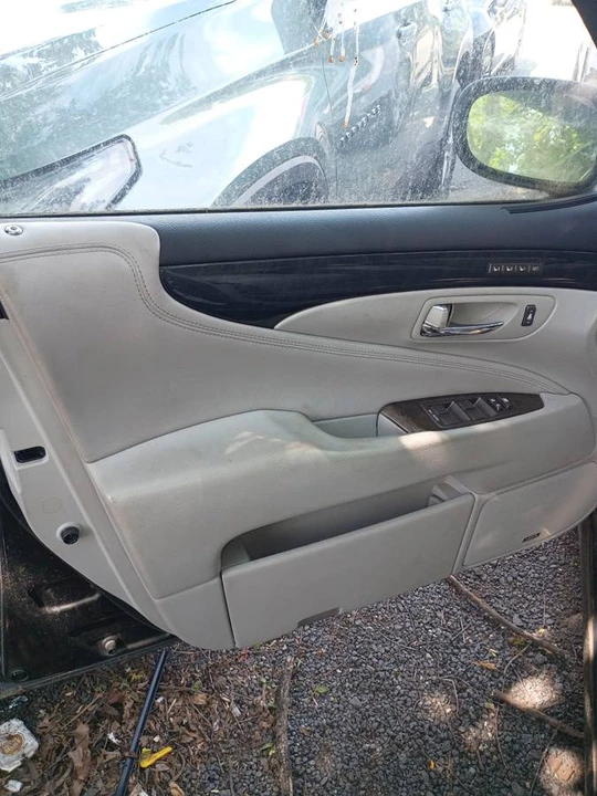 2007 Lexus LS 4th Gen - Image 8 of 12