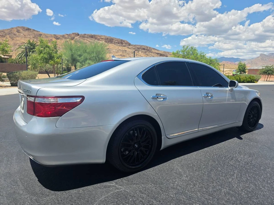 2007 Lexus LS 4th Gen - Image 7 of 18