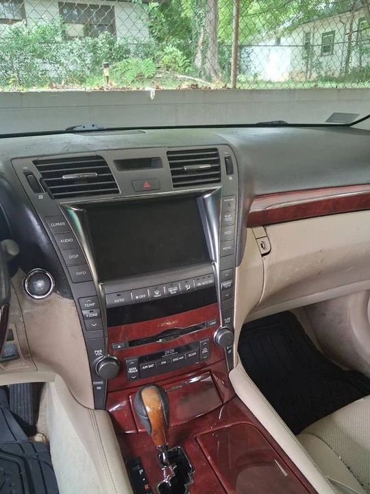 2007 Lexus LS 4th Gen - Image 4 of 9
