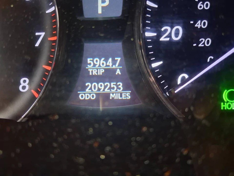 2007 Lexus LS 4th Gen - Image 2 of 9