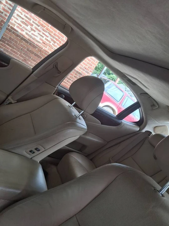 2007 Lexus LS 4th Gen - Image 9 of 9