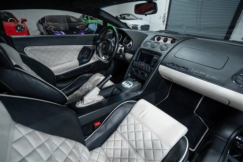 2007 Lamborghini Gallardo - Image 29 of 31