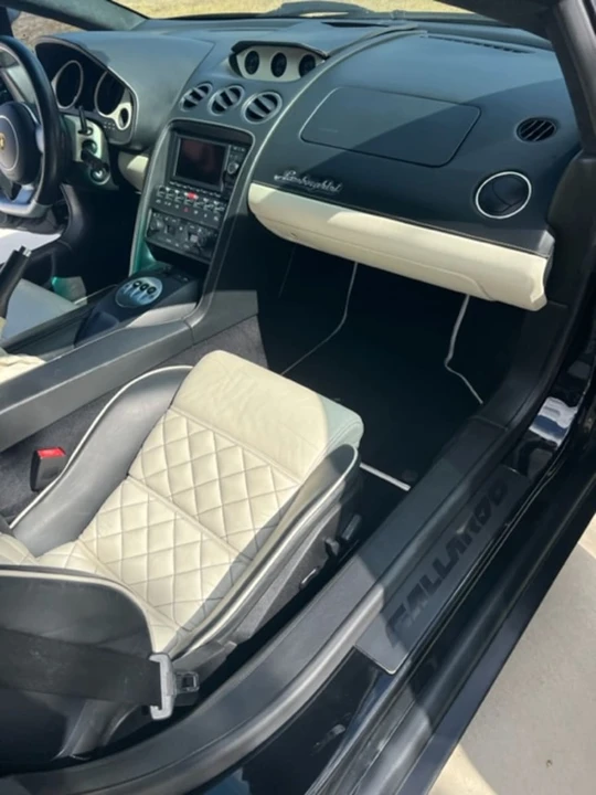 2007 Lamborghini Gallardo - Image 16 of 19