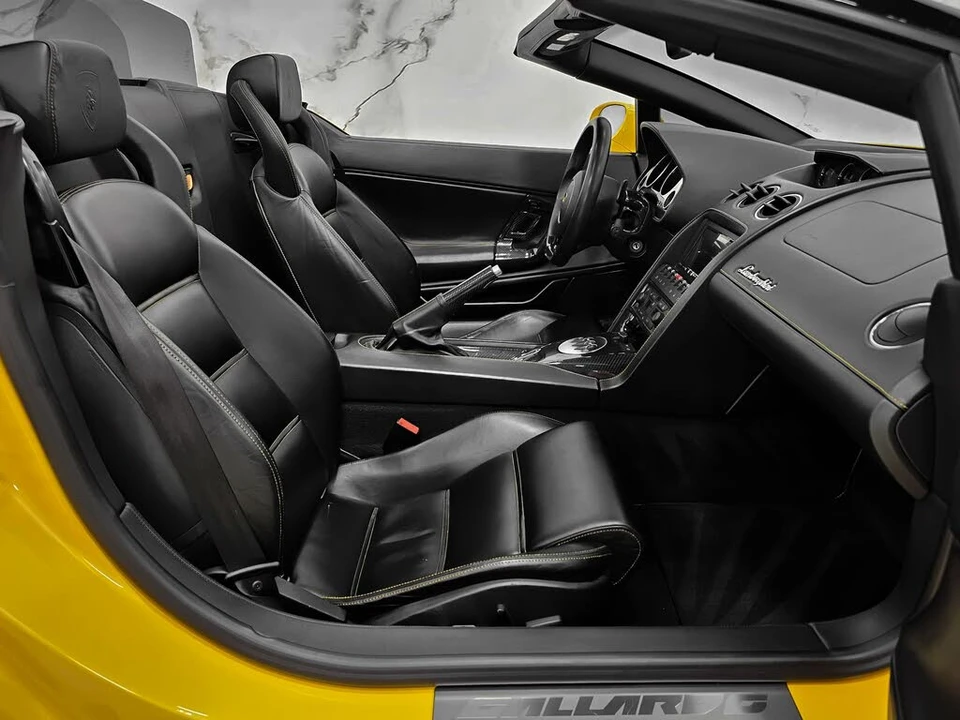 2007 Lamborghini Gallardo - Image 2 of 31
