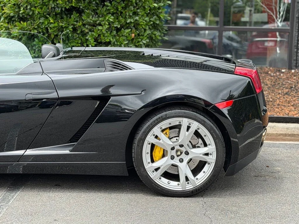 2007 Lamborghini Gallardo - Image 11 of 31