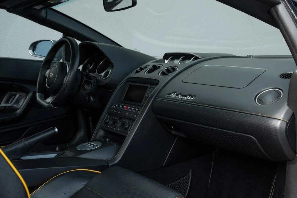 2007 Lamborghini Gallardo - Image 24 of 31