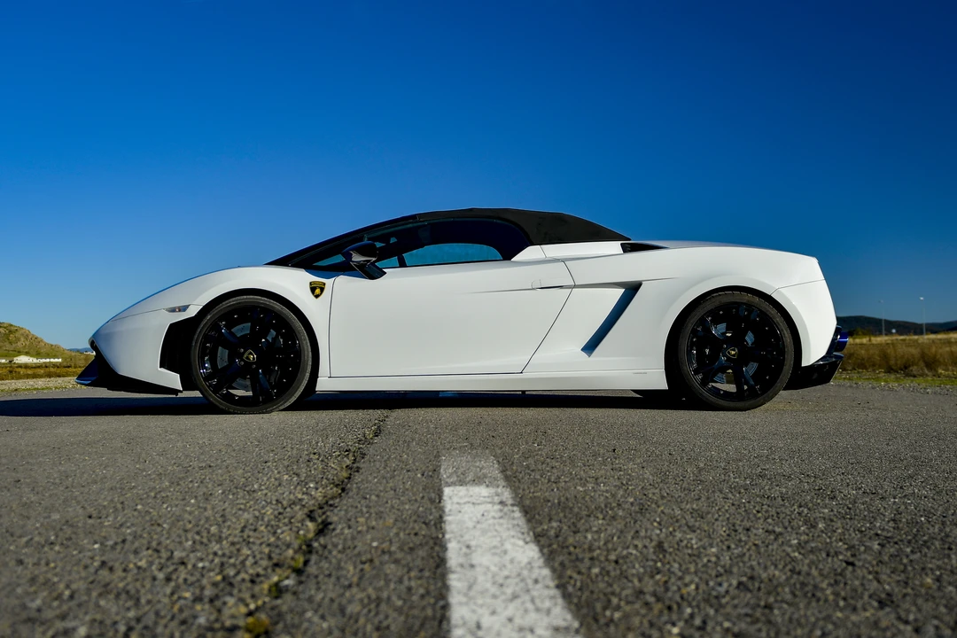 2007 Lamborghini Gallardo - Image 11 of 31