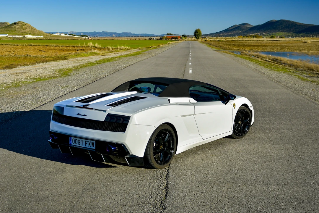 2007 Lamborghini Gallardo - Image 20 of 31