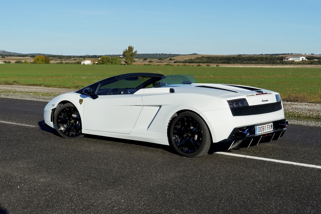 2007 Lamborghini Gallardo - Image 23 of 31