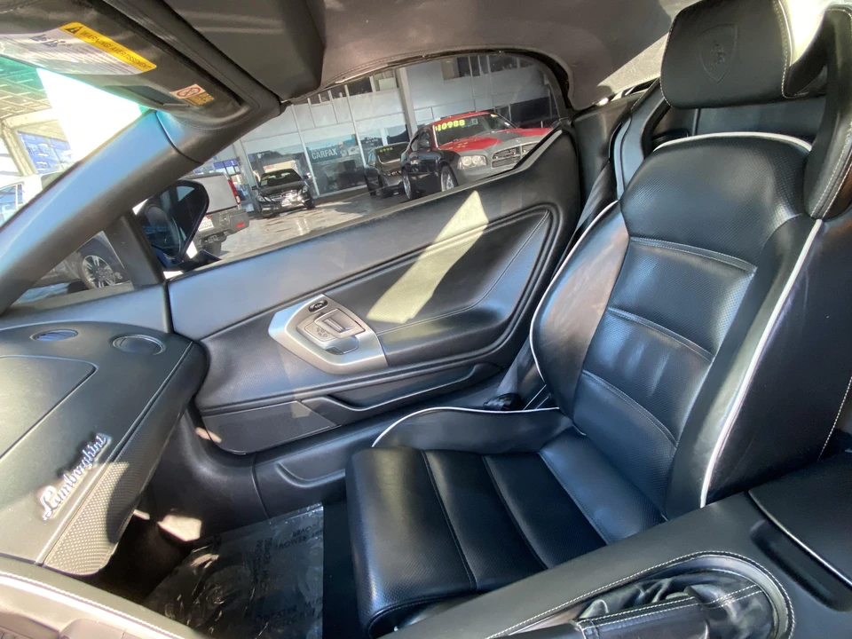 2007 Lamborghini Gallardo - Image 29 of 31