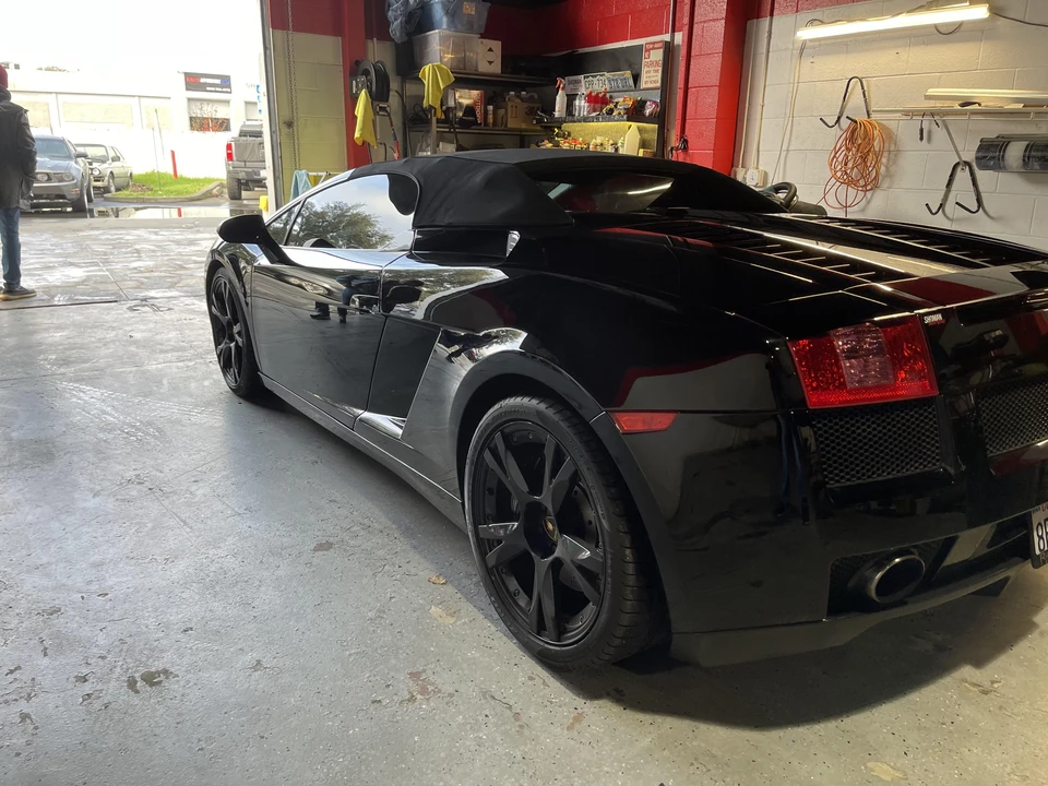 2007 Lamborghini Gallardo - Image 14 of 31