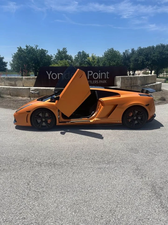 2007 Lamborghini Gallardo - Image 2 of 19