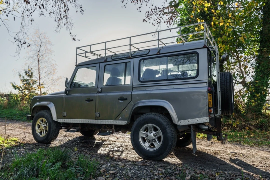 2007 Land Rover Defender - Image 16 of 30