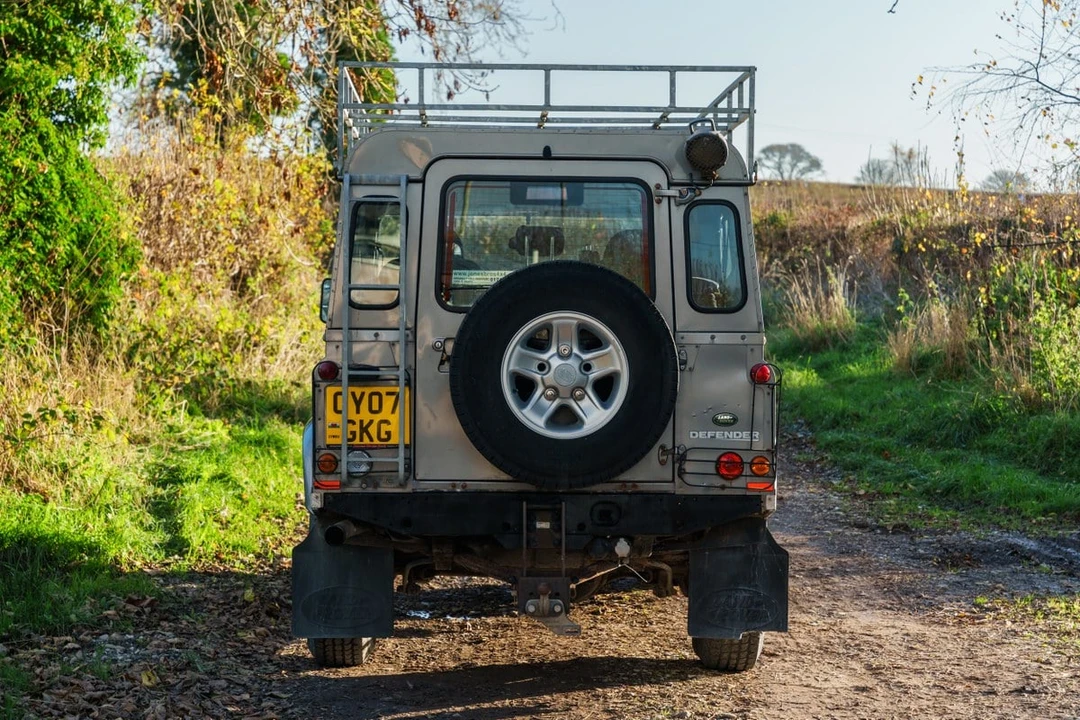 2007 Land Rover Defender - Image 5 of 30