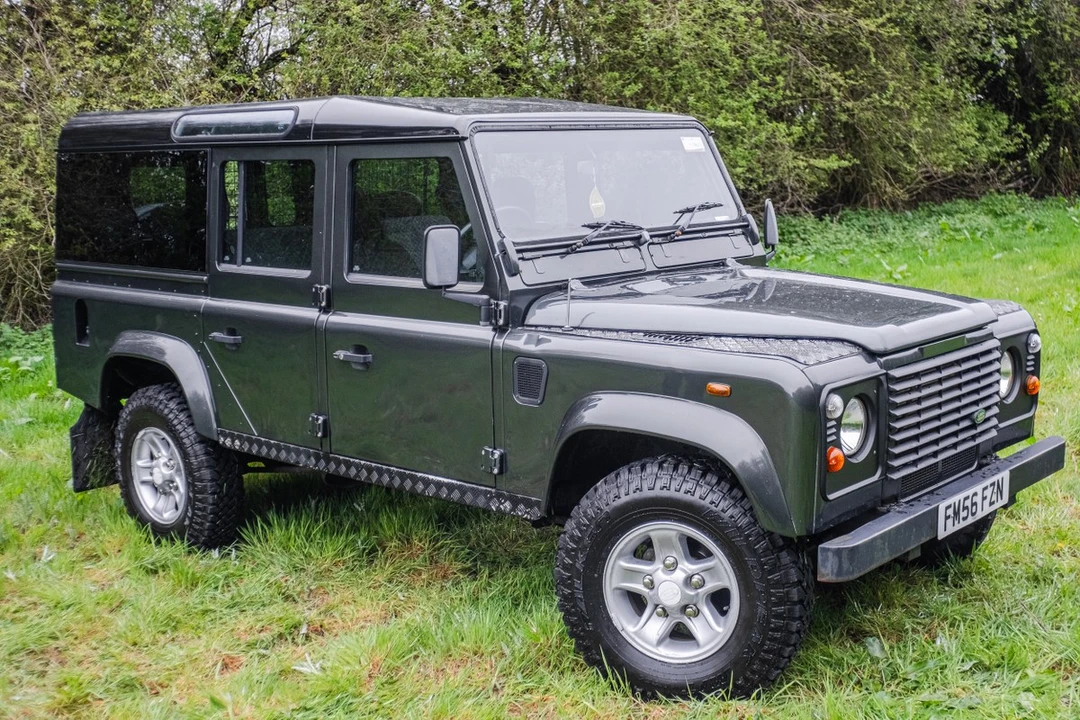 2007 Land Rover Defender 110 - Image 11 of 30