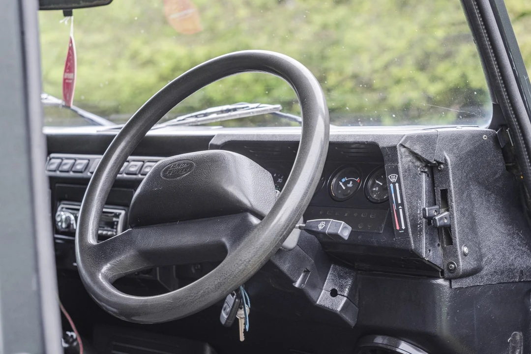 2007 Land Rover Defender 110 - Image 18 of 30