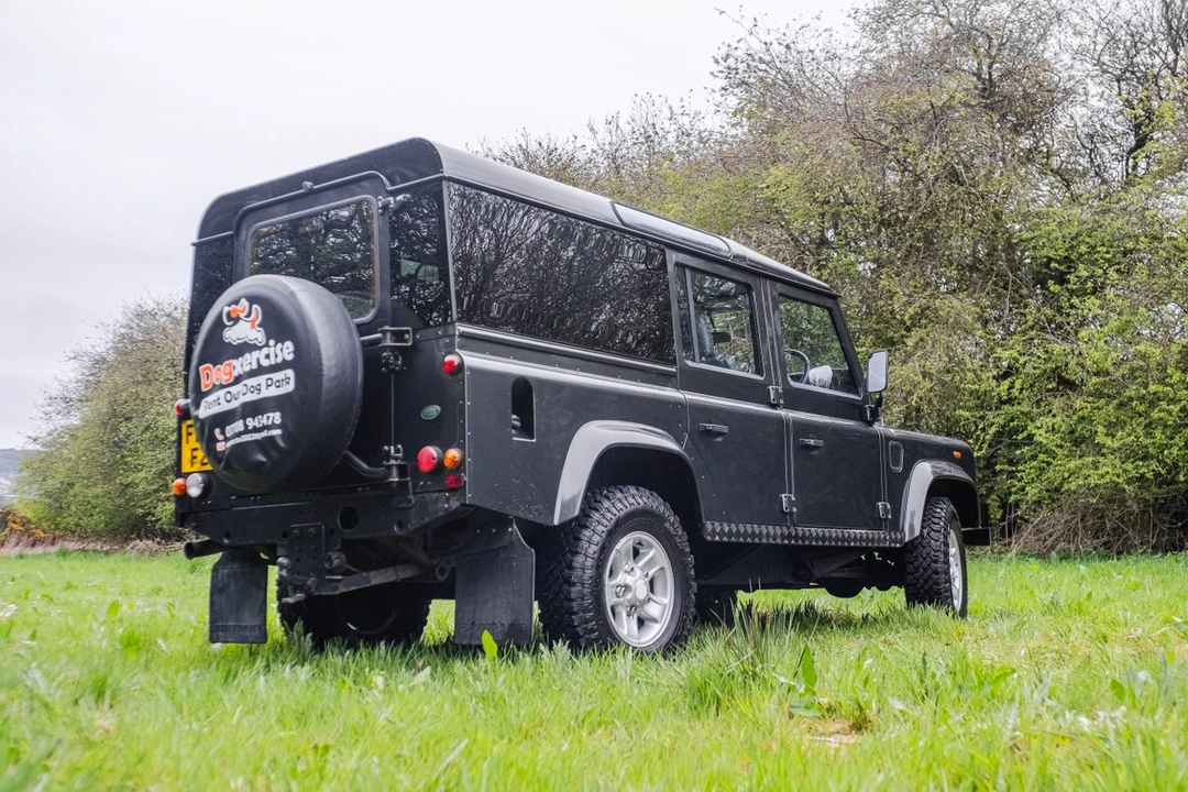 2007 Land Rover Defender 110 - Image 13 of 30
