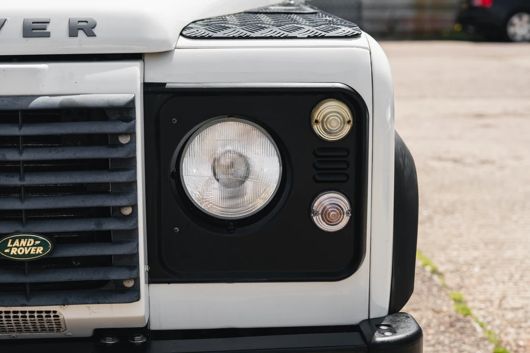 2007 Land Rover Defender 110 - Image 10 of 31