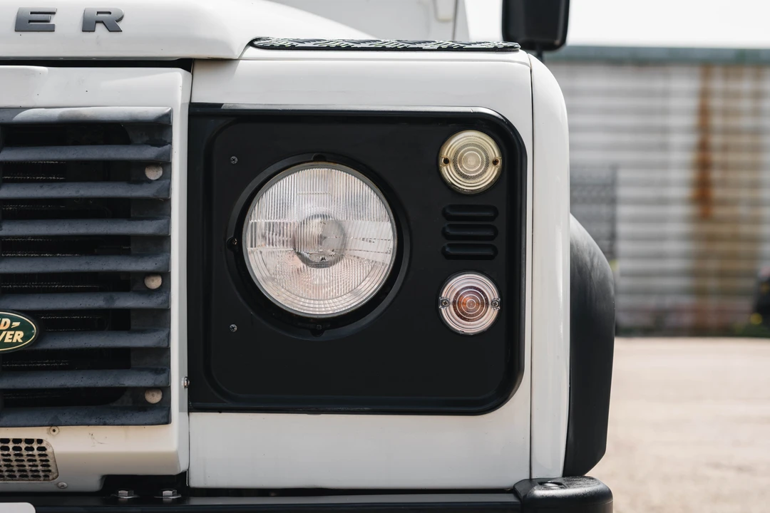 2007 Land Rover Defender 110 - Image 11 of 31