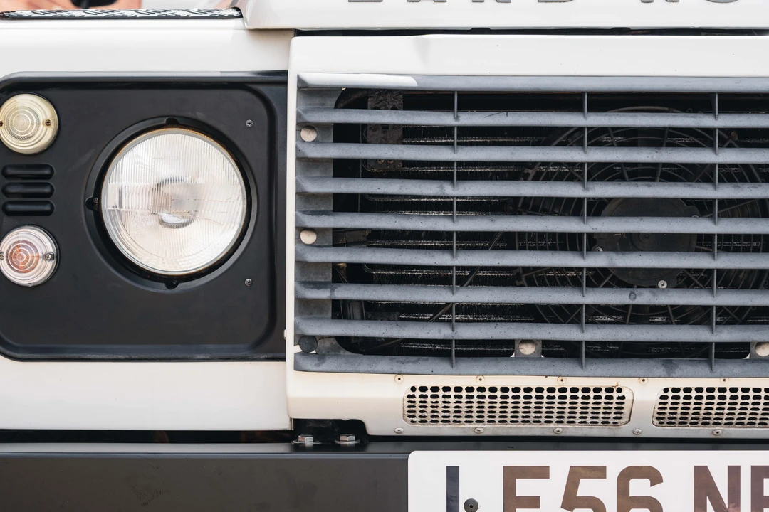 2007 Land Rover Defender 110 - Image 13 of 31