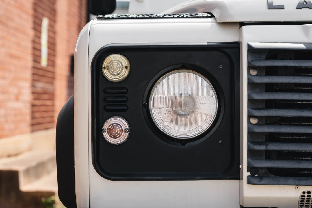 2007 Land Rover Defender 110 - Image 14 of 31