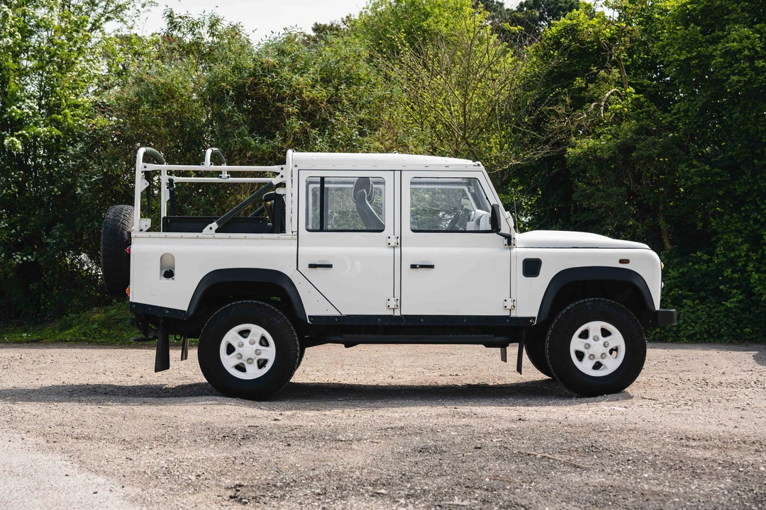 2007 Land Rover Defender 110 - Image 8 of 31