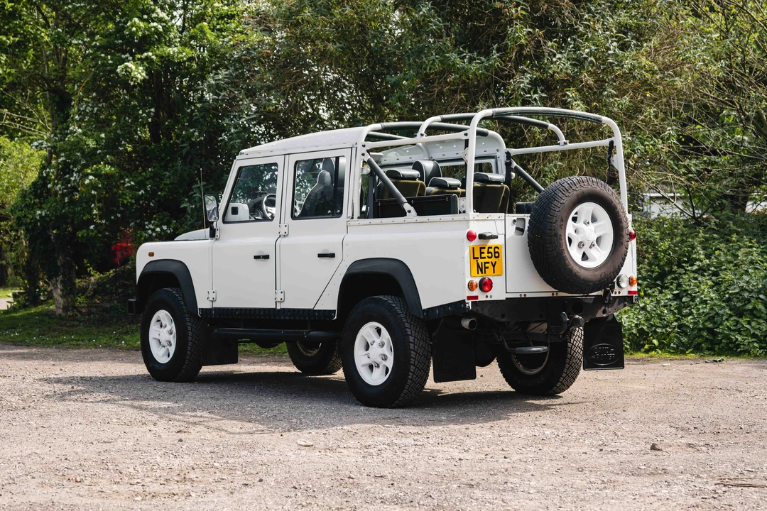 2007 Land Rover Defender 110 - Image 5 of 31