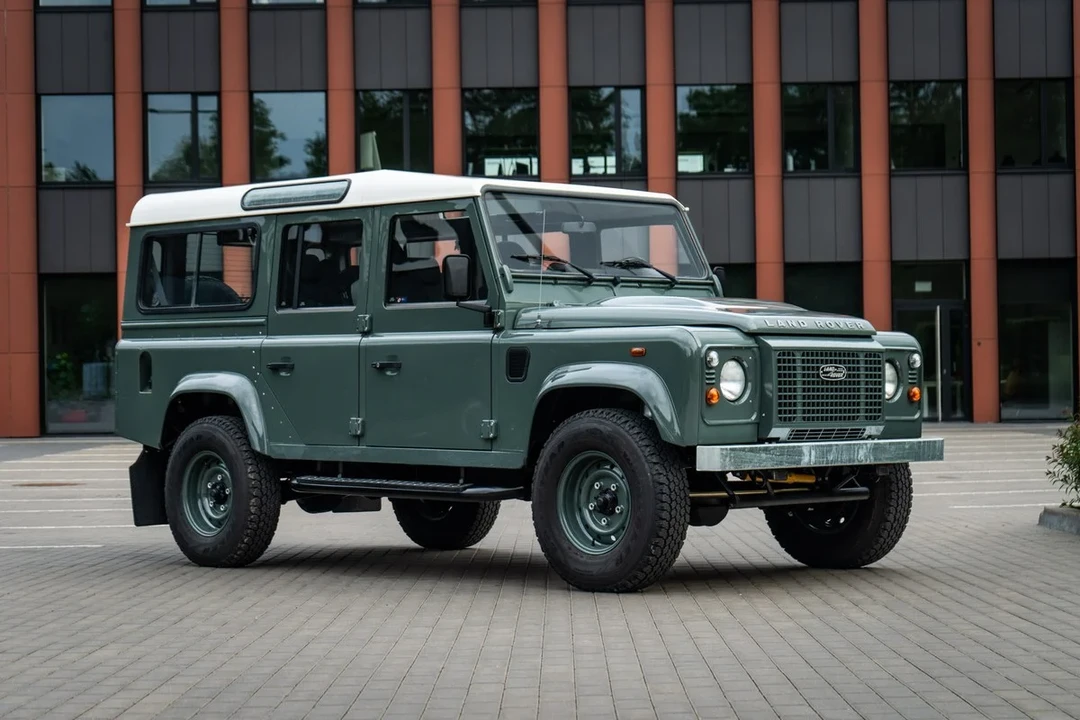 2007 Land Rover Defender 110 - Image 5 of 31