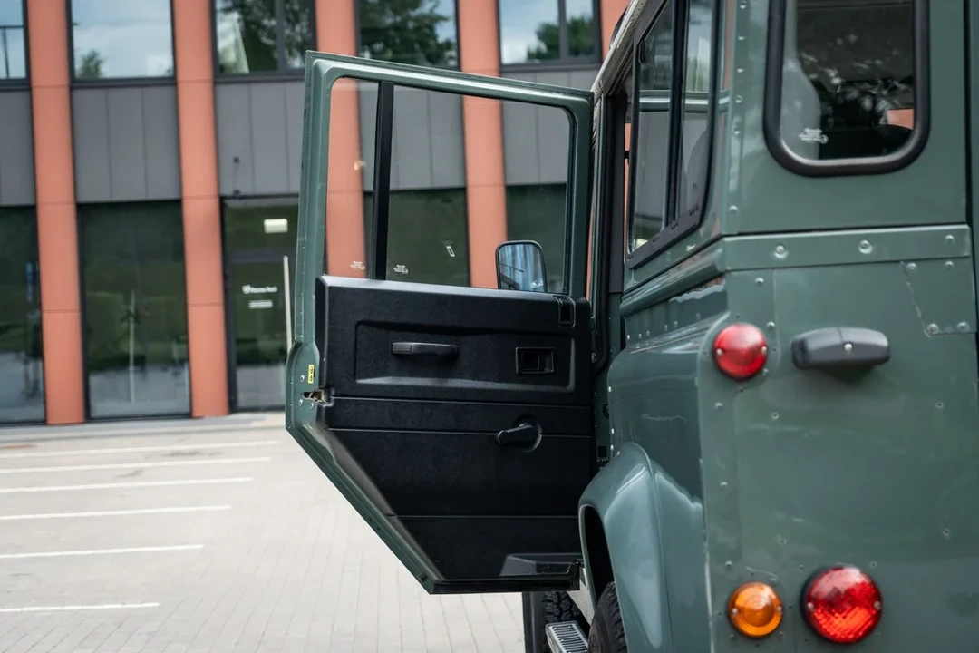 2007 Land Rover Defender 110 - Image 27 of 31
