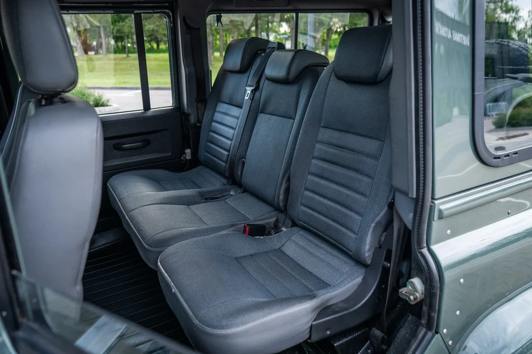 2007 Land Rover Defender 110 - Image 8 of 31