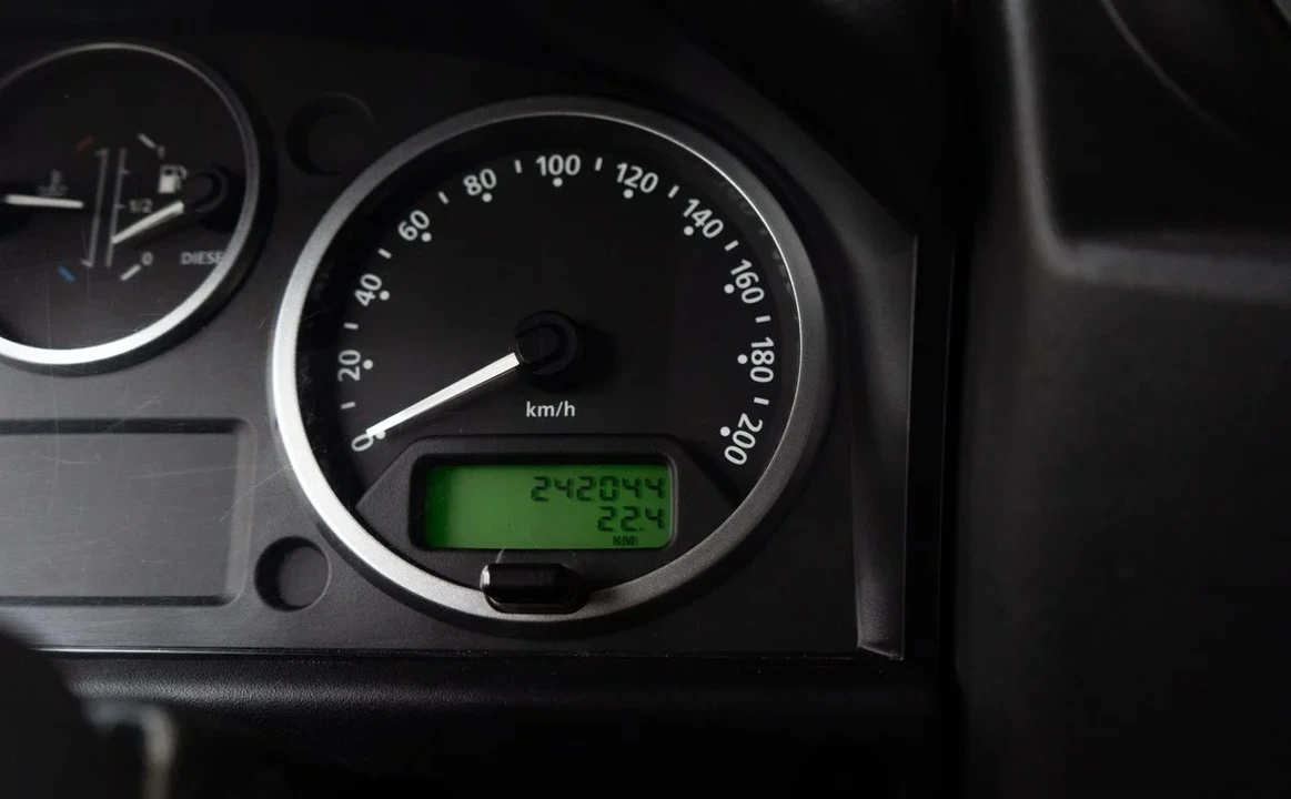 2007 Land Rover Defender 110 - Image 18 of 31