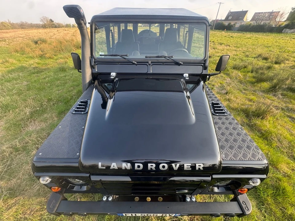 2007 Land Rover Defender - Image 14 of 30