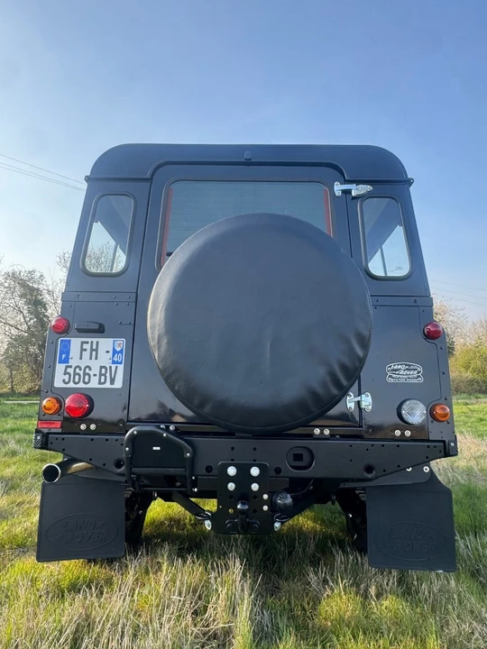 2007 Land Rover Defender - Image 19 of 30