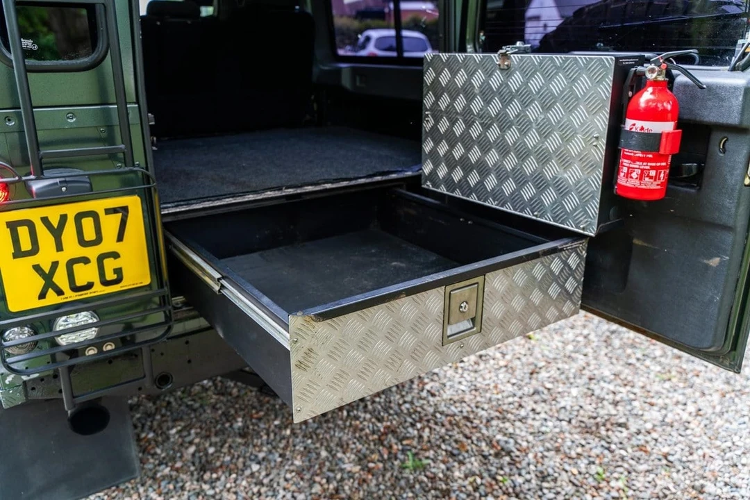 2007 Land Rover Defender 110 - Image 26 of 30