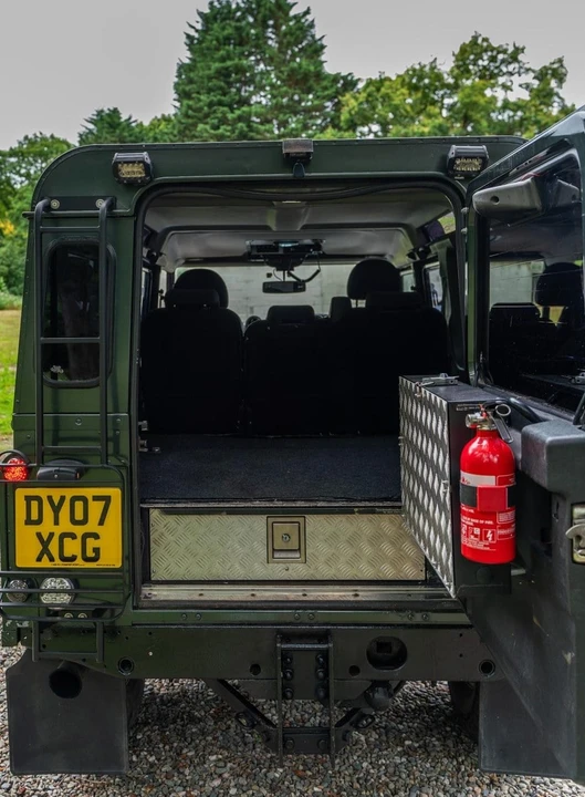 2007 Land Rover Defender 110 - Image 29 of 30