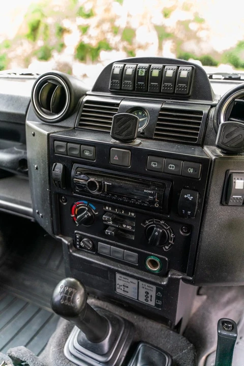 2007 Land Rover Defender 110 - Image 19 of 30