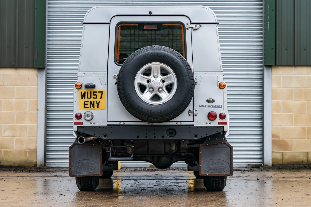 2007 Land Rover Defender 110 - Image 7 of 31