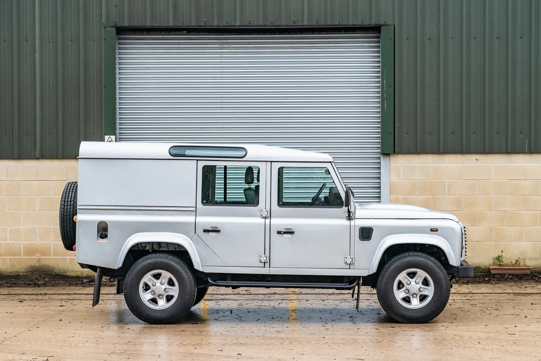 2007 Land Rover Defender 110 - Image 13 of 31