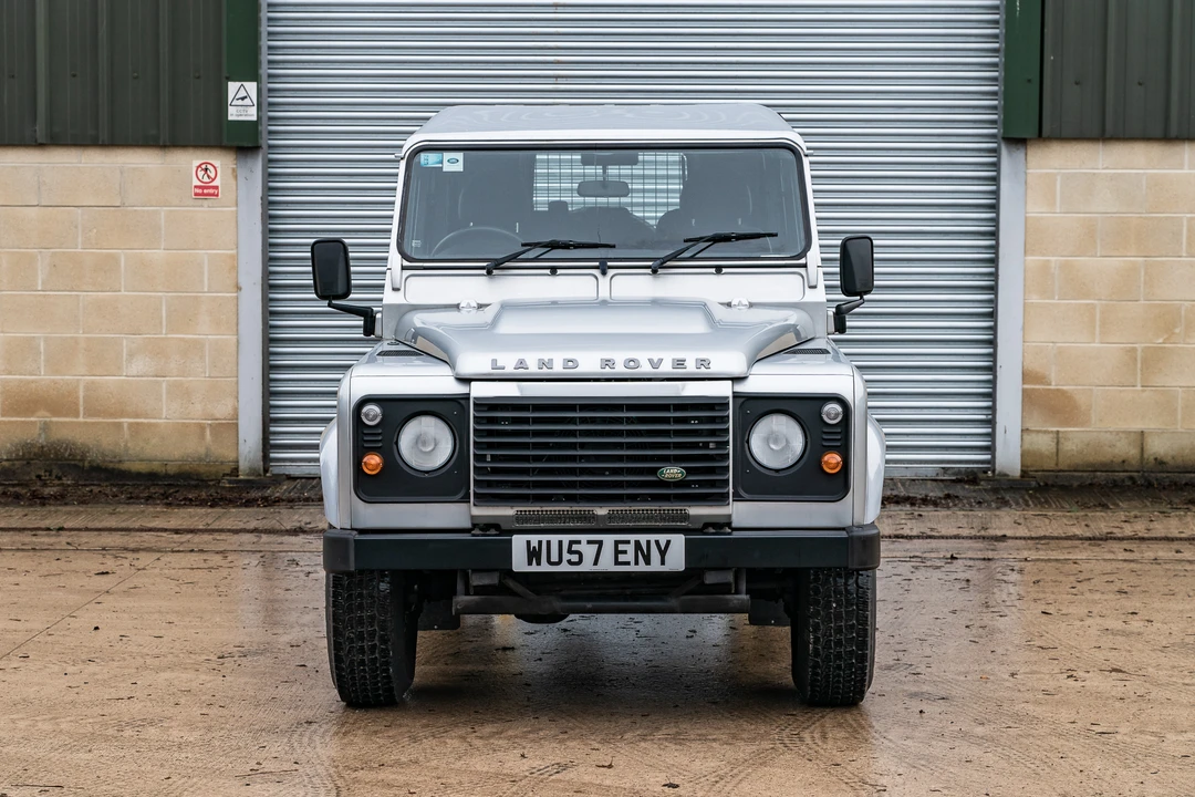 2007 Land Rover Defender 110 - Image 11 of 31