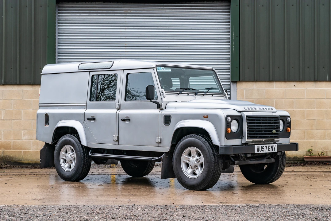 2007 Land Rover Defender 110 - Image 2 of 31