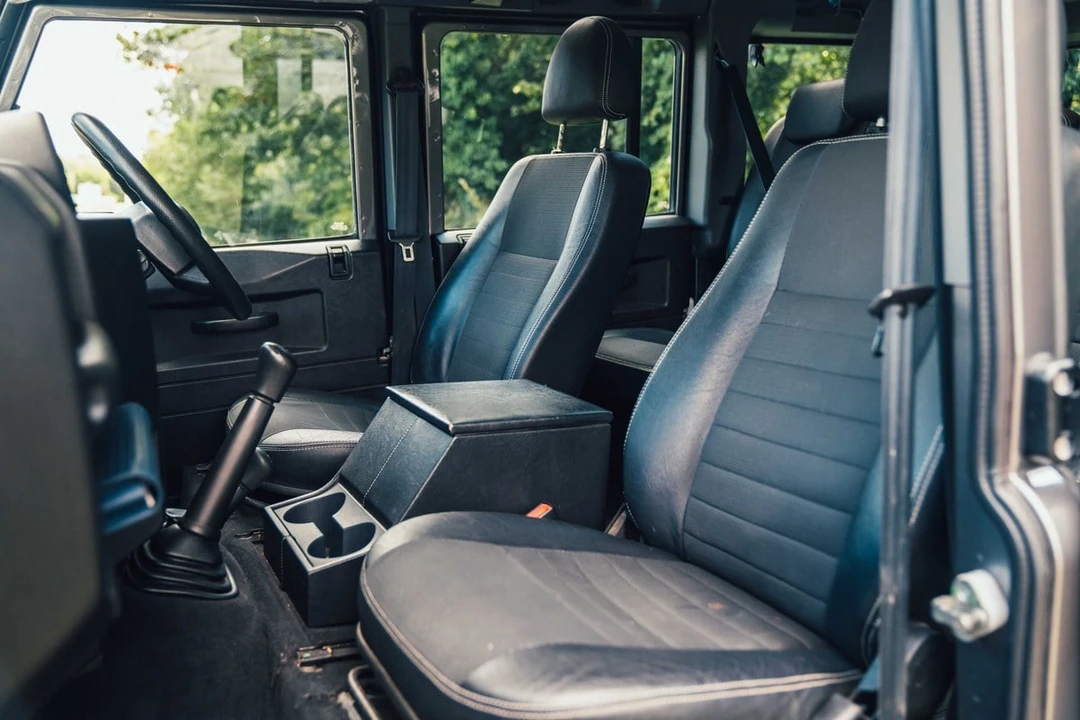 2007 Land Rover Defender 110 - Image 16 of 30