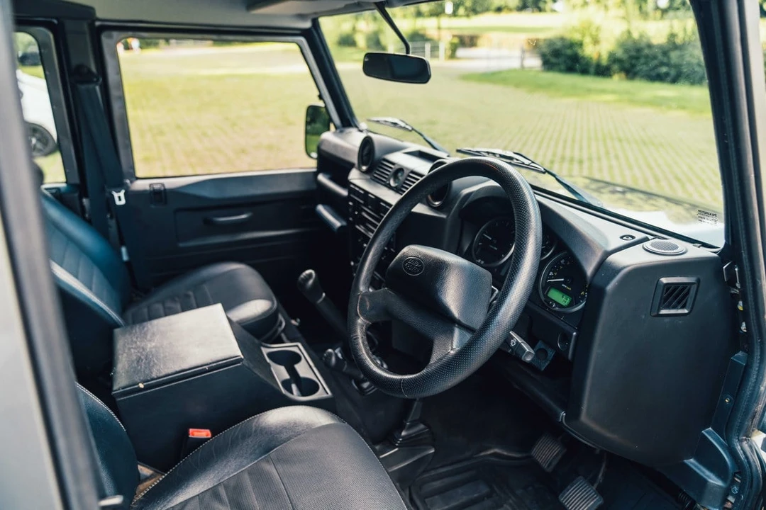 2007 Land Rover Defender 110 - Image 24 of 30