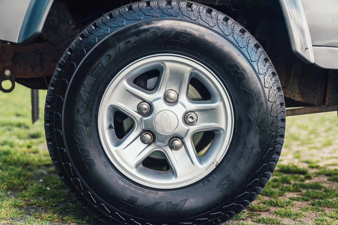 2007 Land Rover Defender 110 - Image 9 of 30