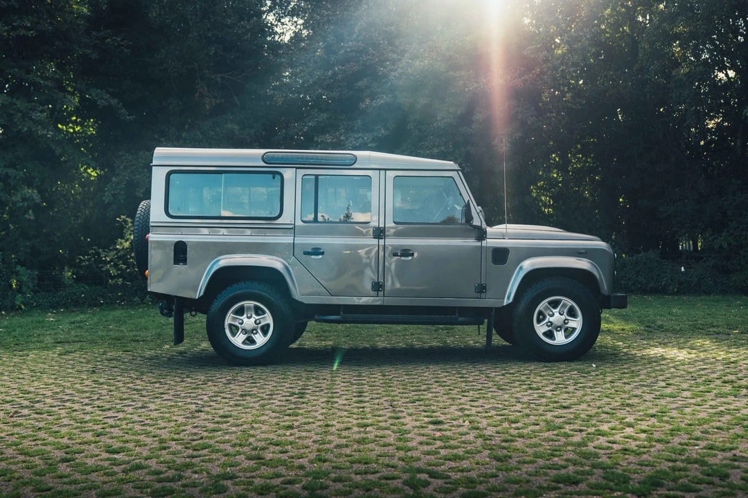 2007 Land Rover Defender 110 - Image 7 of 30