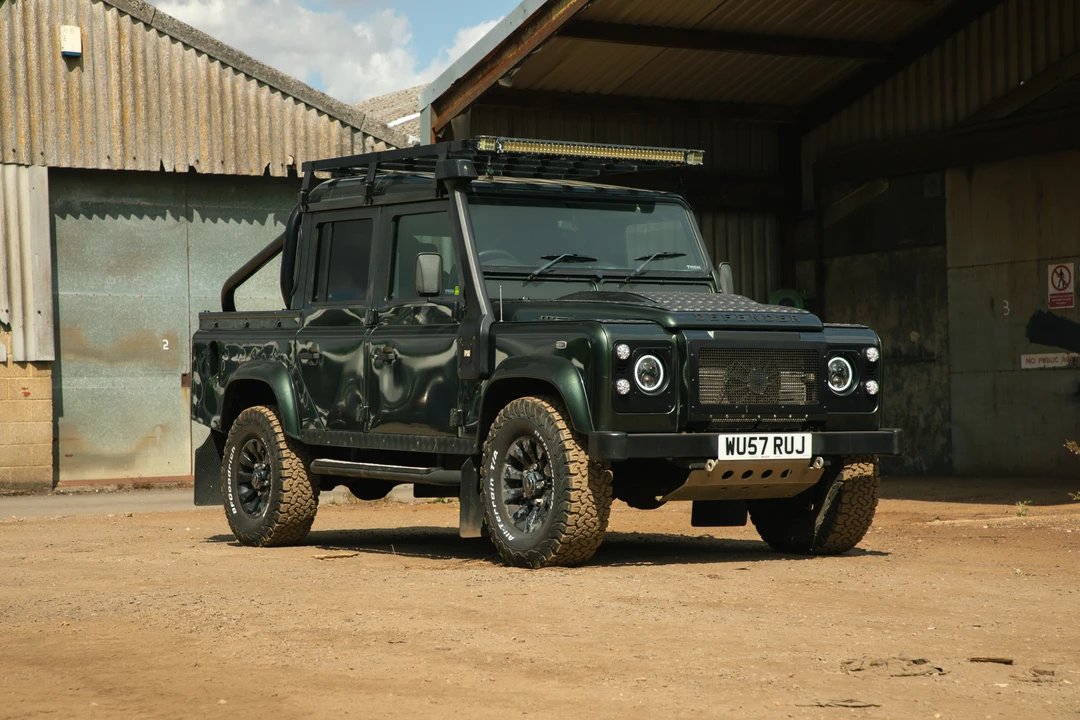 2007 Land Rover Defender 110 - Image 11 of 31