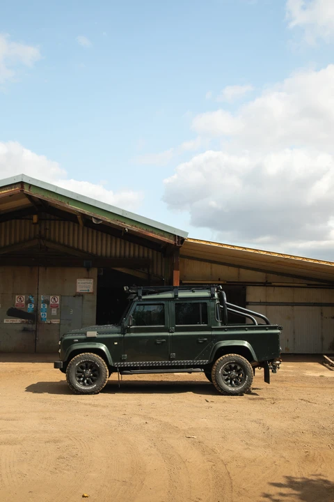 2007 Land Rover Defender 110 - Image 15 of 31